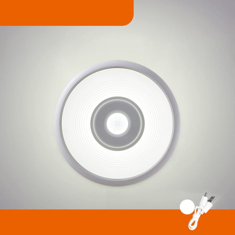 Nachtlampje Bewegingssensor Met USB Oplader 8x5x8 cm Nachtlampen