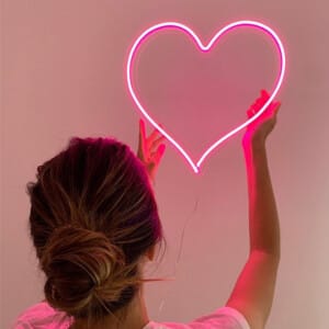 Nachtlampje Bewegingssensor Met USB Oplader 8x5x8 cm Nachtlampen