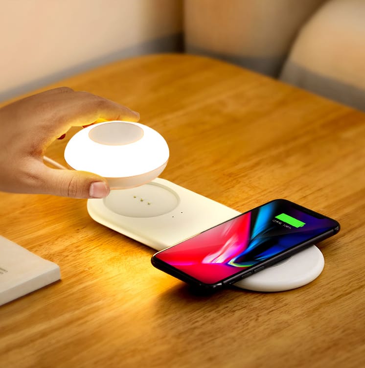 Slimme LED Nachtlampje Met USB Sensor En Oplader 21x8x3,6 cm Nachtlampen